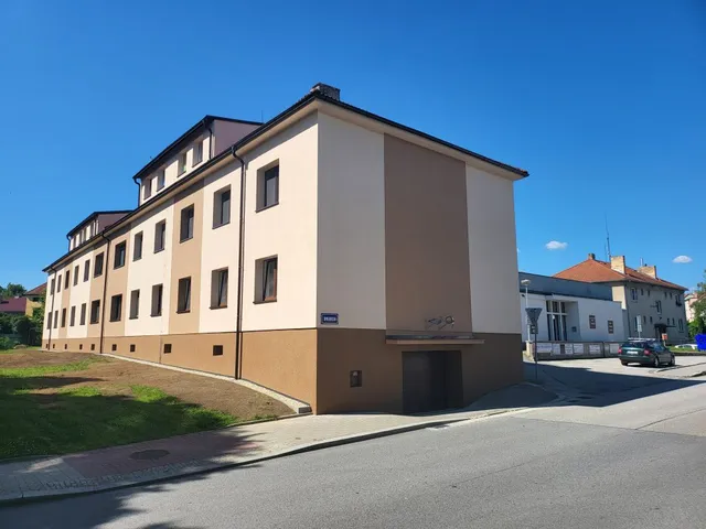 Zateplení bytového domu v Kaplici (05)