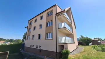Rekonstrukce bytového domu Luční v Kaplici (07)