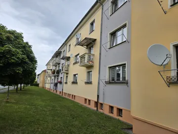 Revitalizace bytového domu Orlická v Týně nad Vltavou (03)