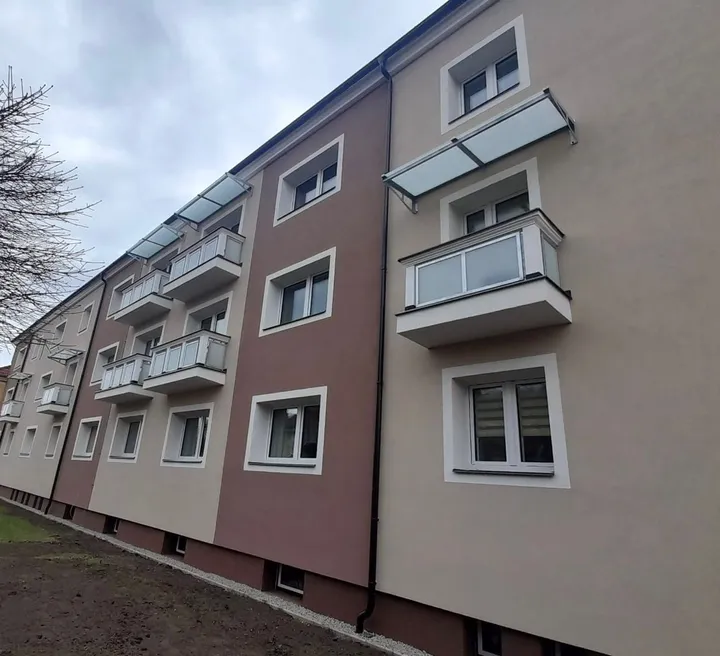 Revitalizace bytového domu Orlická v Týně nad Vltavou (19)