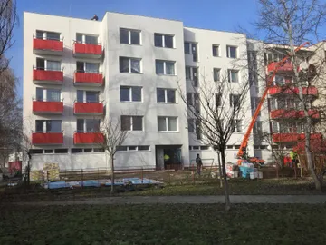Revitalizace panelového domu Šobrova v Písku (03)