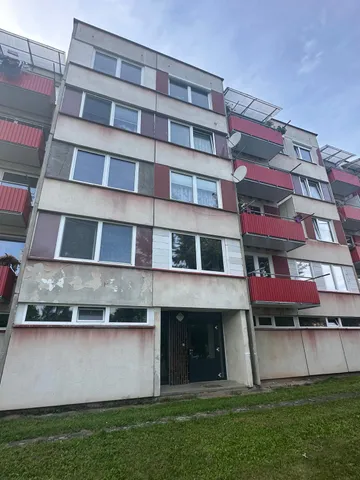 Revitalizace panelového domu Šobrova v Písku (06)