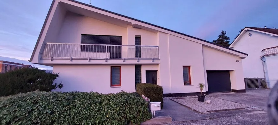 Rodinný dům v Hluboké nad Vltavou se zateplenou fasádou